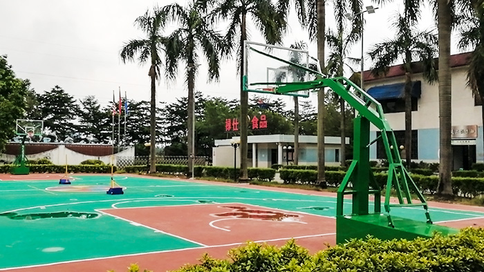 移動籃球架